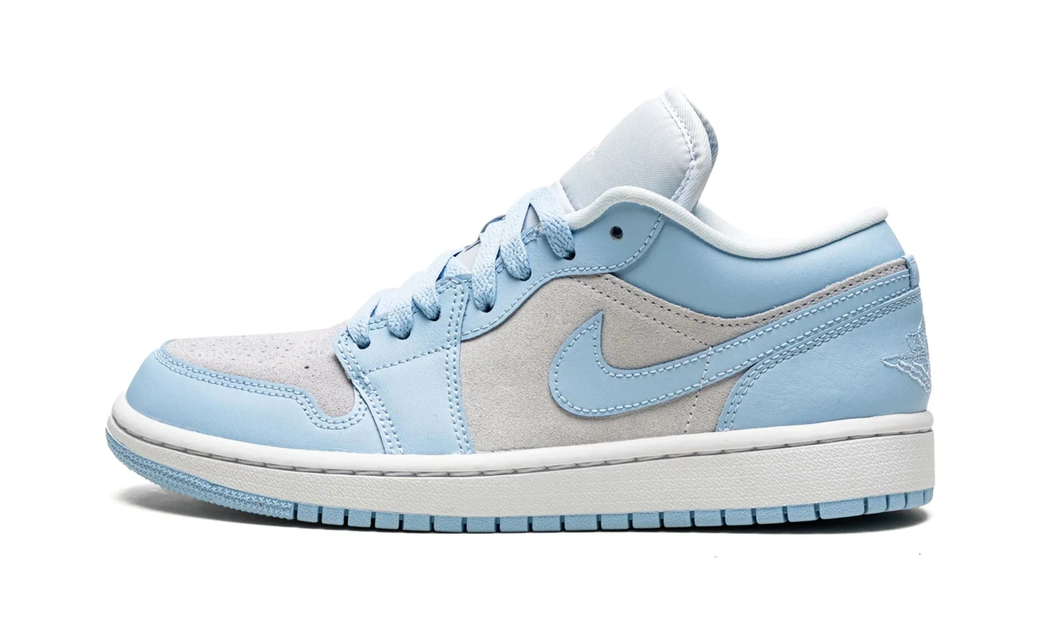 Wmns Air Jordan 1 Low Football Grey Stretchable Material Reinforced