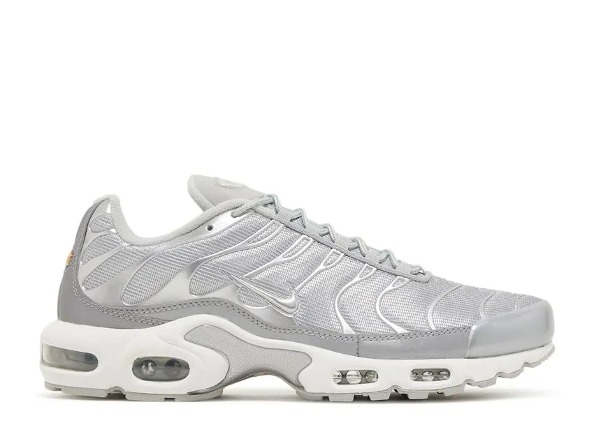 Nike Air Max Plus Metallic Silver Range Jog Function Meets