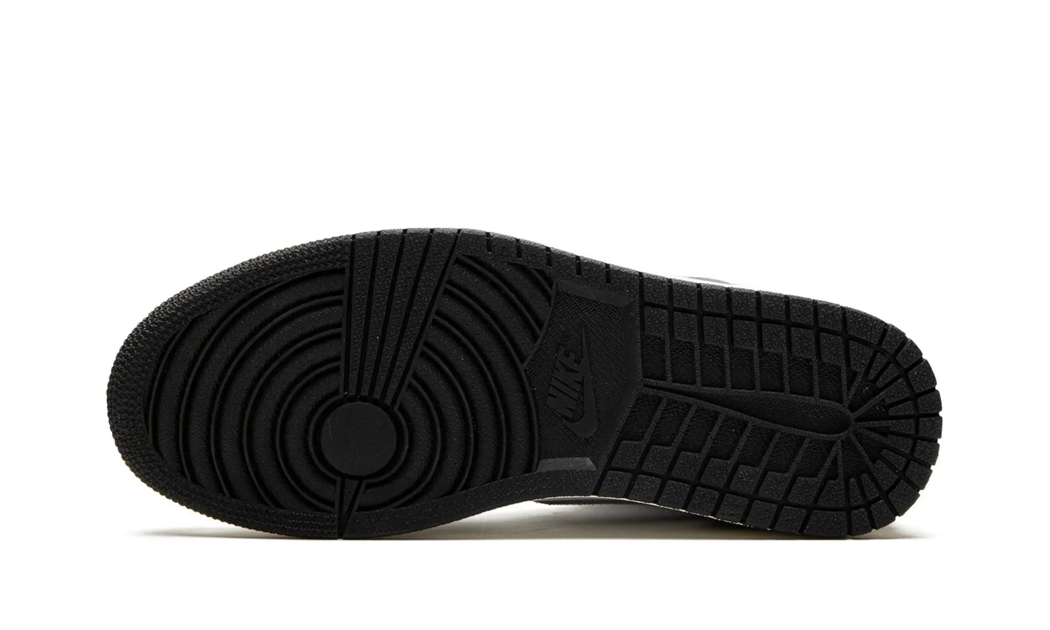 Essential Wear Air Jordan 1 High Washed Black