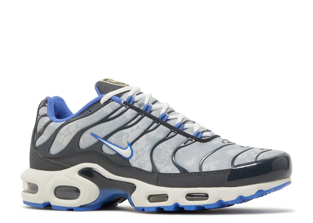 Lasting Comfort Nike Air Max Plus Social F.C.