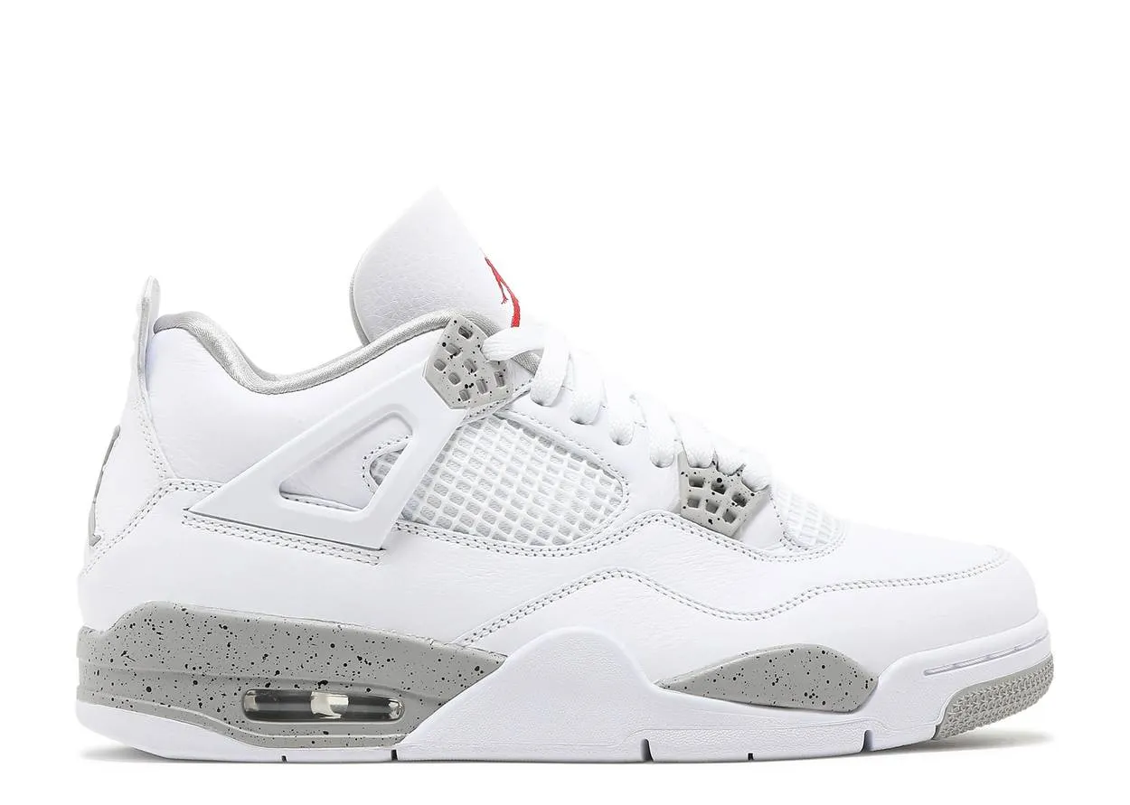 Air Jordan 4 Tech White Oreo Beach Walk
