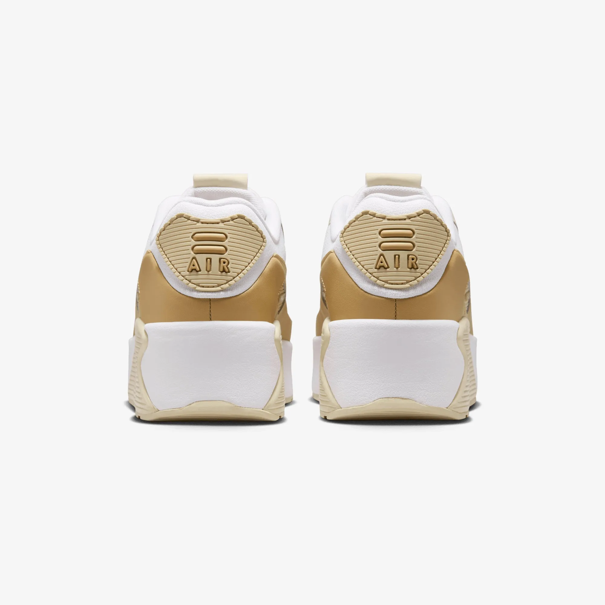 Quick Flow Nike | AIR MAX 90 LV8 { WHITE/TEAM GOLD-CLUB GOLD-COCONUT MILK