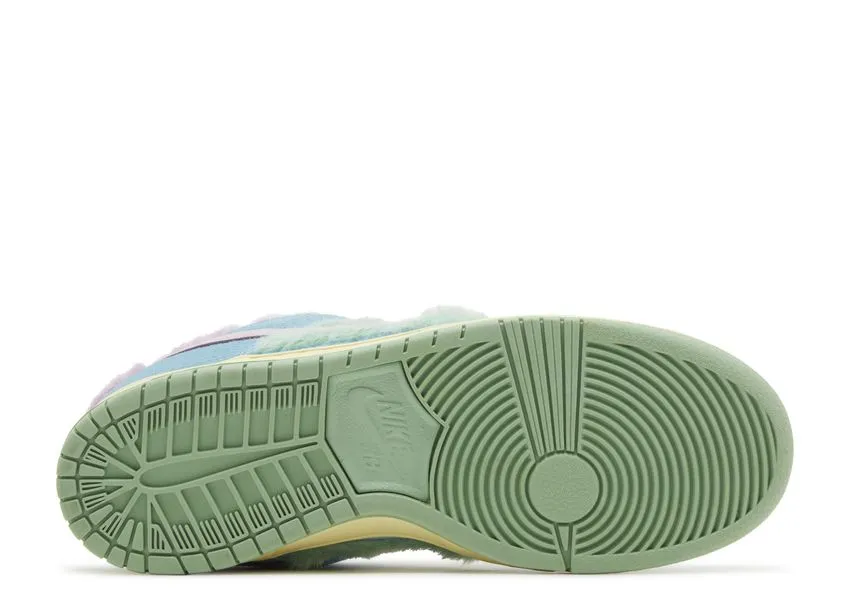 Nike SB Dunk Low Verdy Visty Every Journey