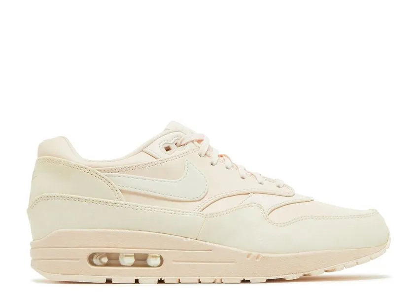 Quick Comfort Glide Step Nike Air Max 1 LX Guava Ice
