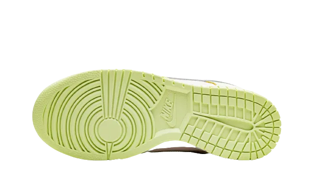 Stylish Go morning jog Nike Dunk Low "Lime Ice" Women's