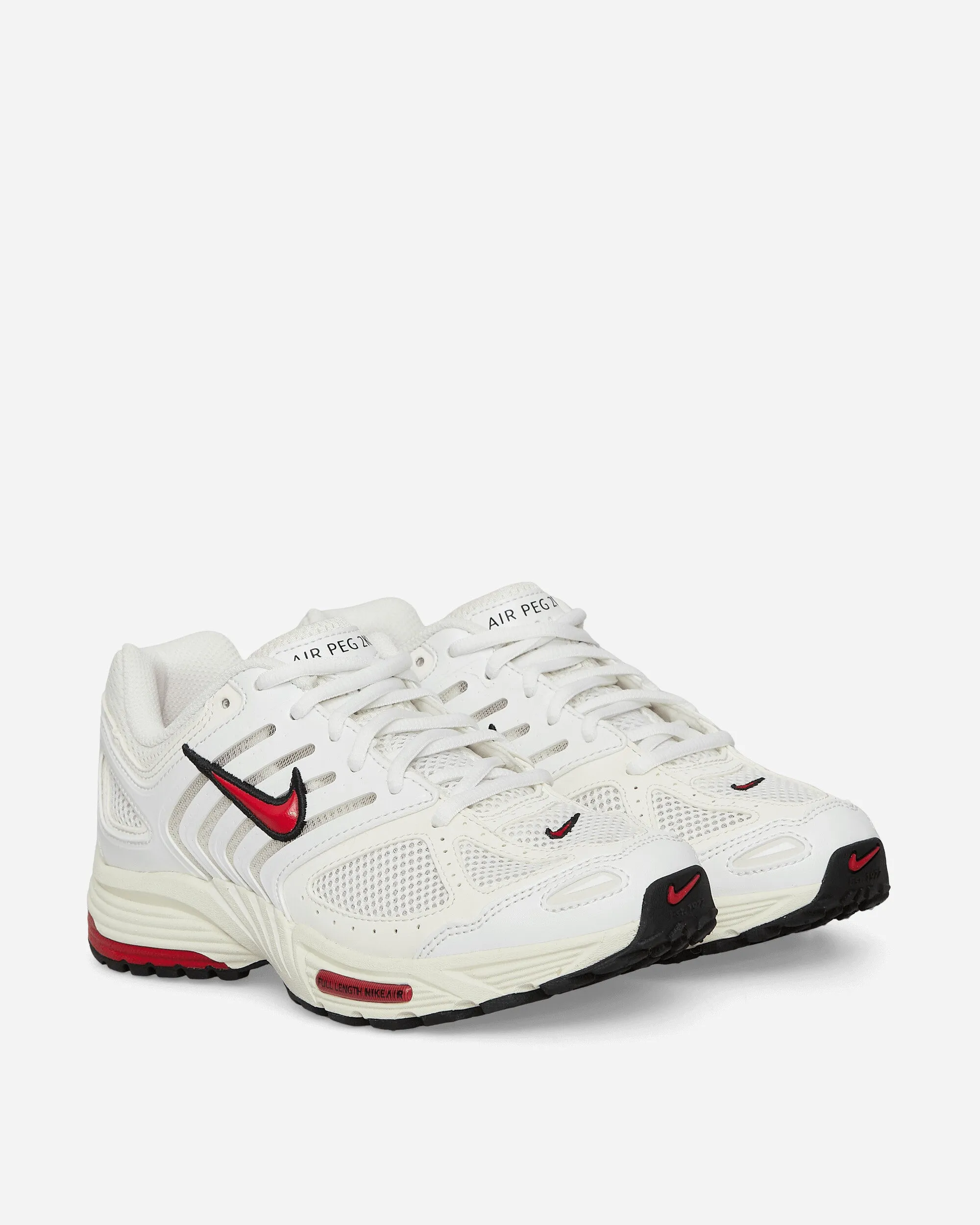Comfort Grip Women's Air Peg 2K5 Sneakers White / Gym Red