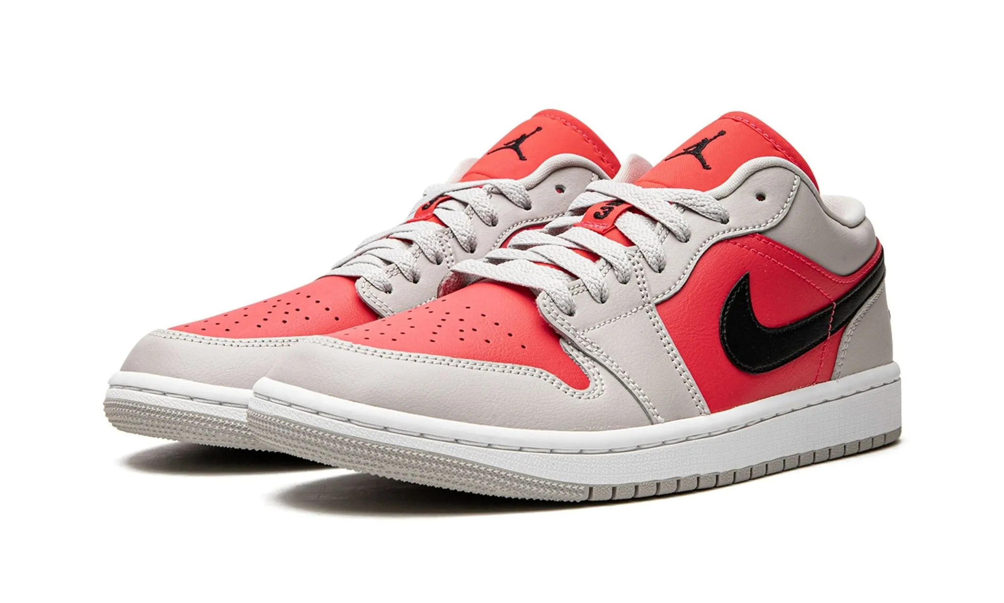 Wmns Air Jordan 1 Mid SE White Light Iron Ore Comfortable Wear