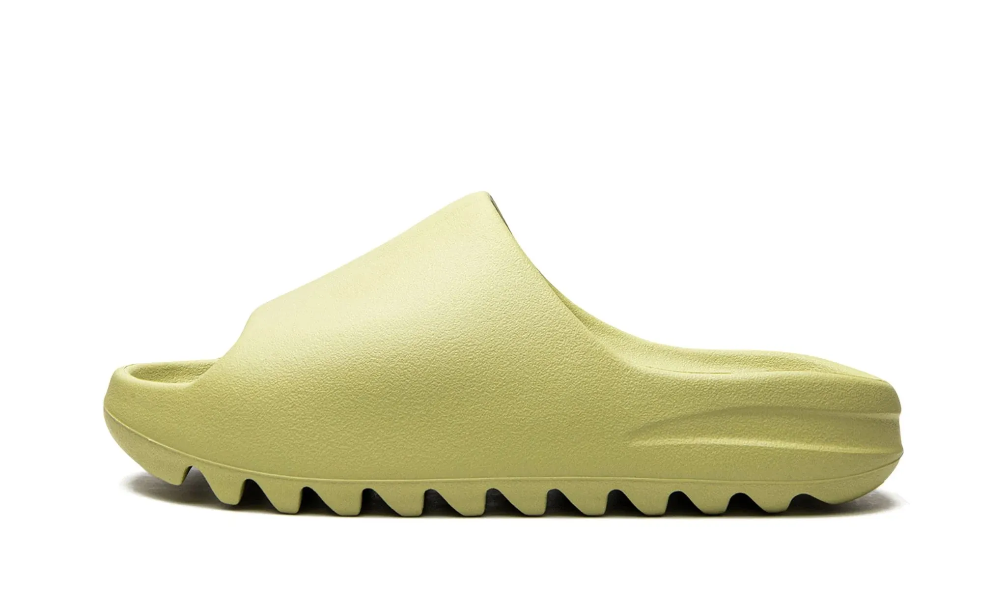 Yeezy "Resin" Slide Chill Sandal Fit