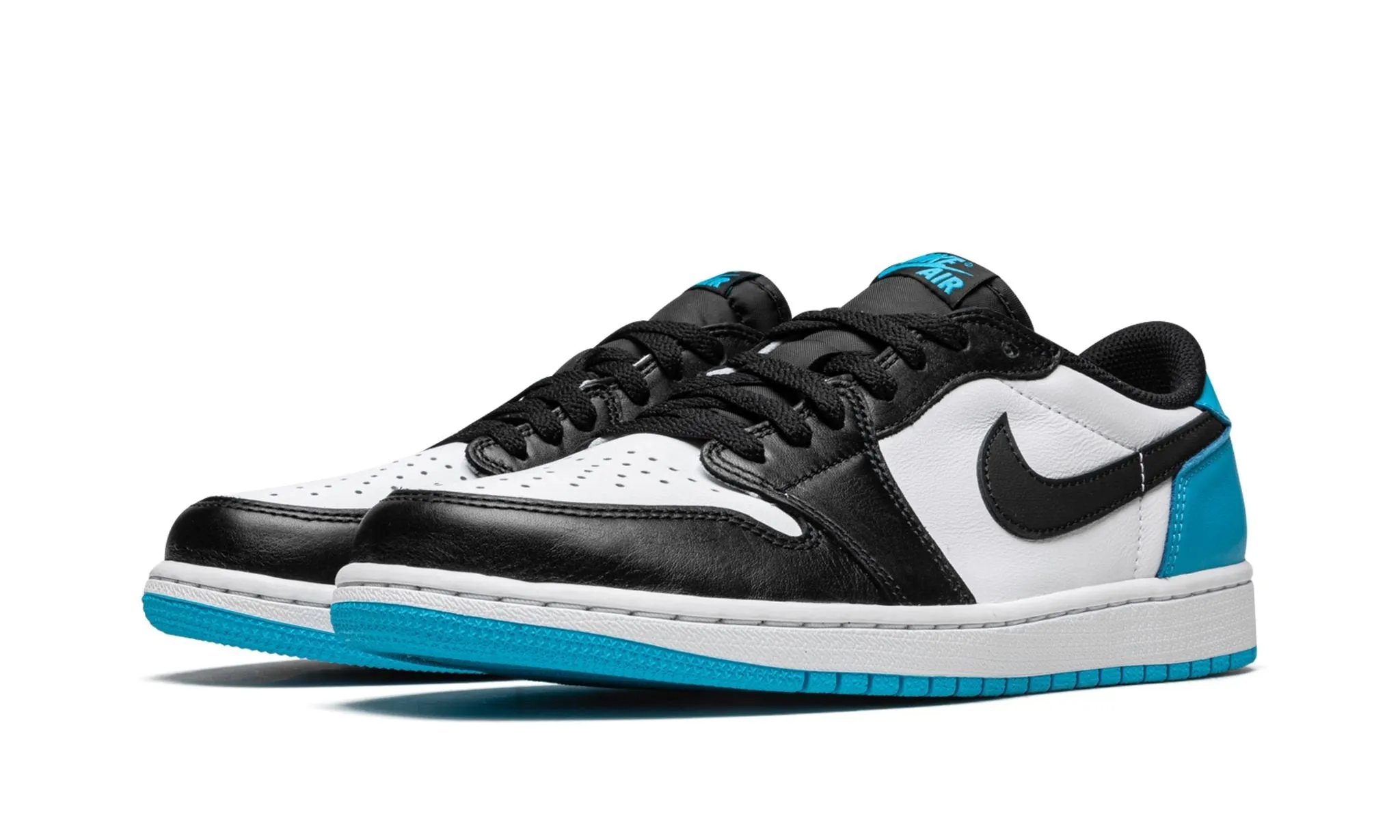 Air Jordan 1 Low Powder Blue/Unc Fantasy Path