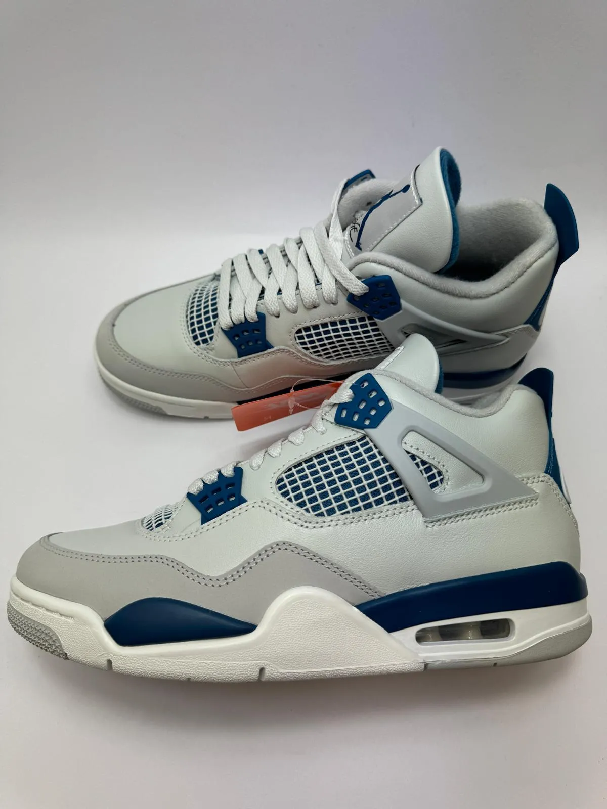 Street Movement Jordan 4 Retro "Military Blue (2024)"