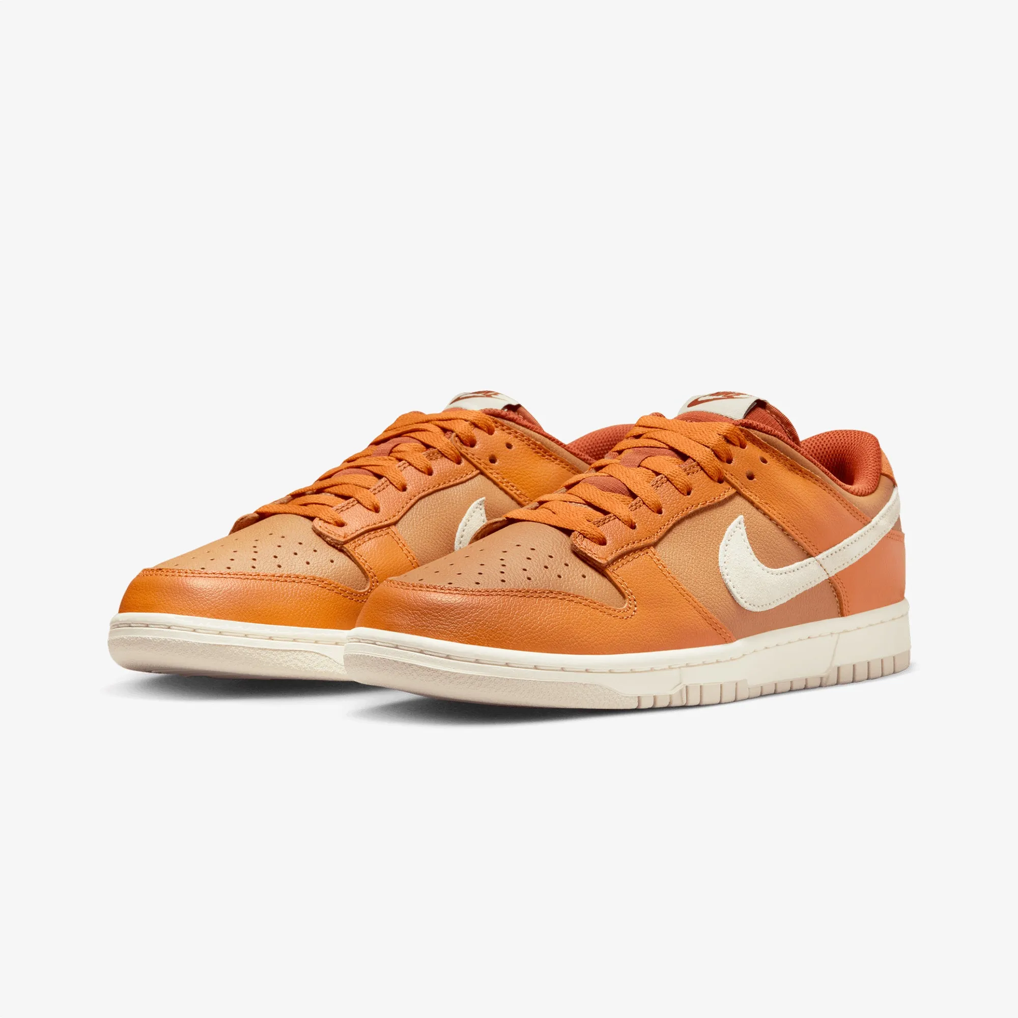 NIKE | DUNK LOW RETRO { MONARCH/LT OREWOOD BRN-FLAX-DARK RUSSET Moisture wicking