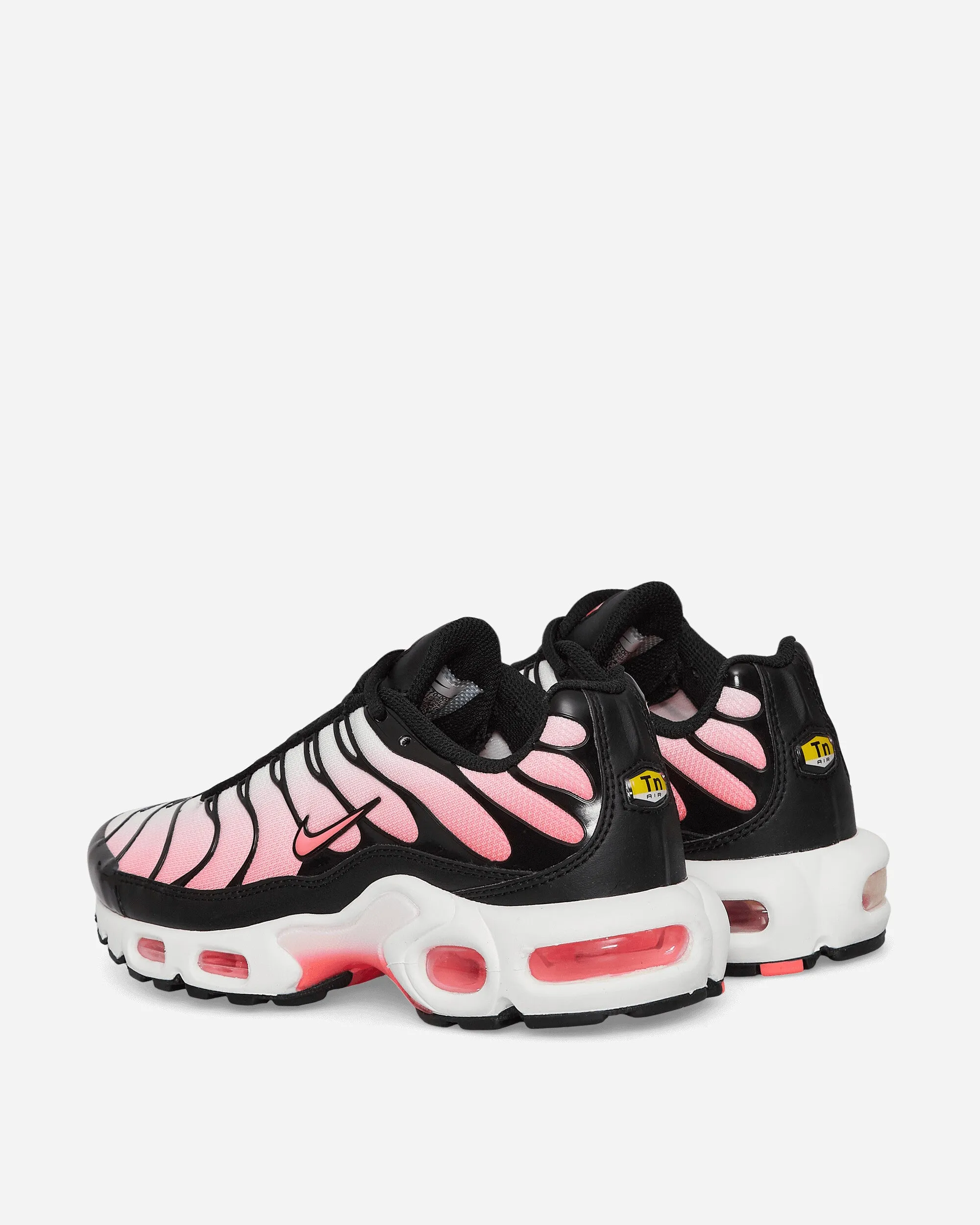 design Women's Air Max Plus Sneakers Black / Hot Punch