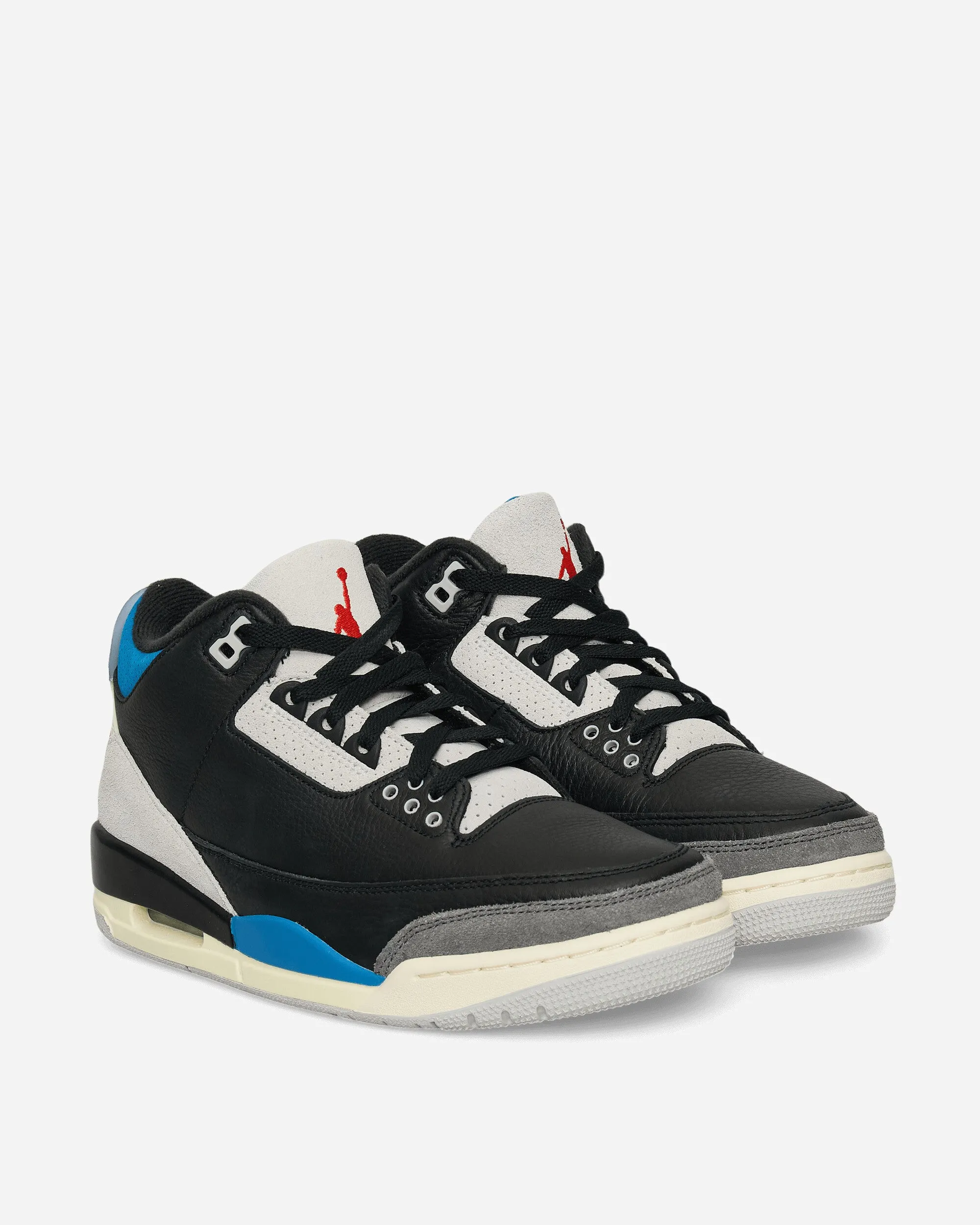 Air Jordan 3 Retro OG 'Rare Air' Sneakers Black / Chile Red / Military Blue Park Day Supportive structure