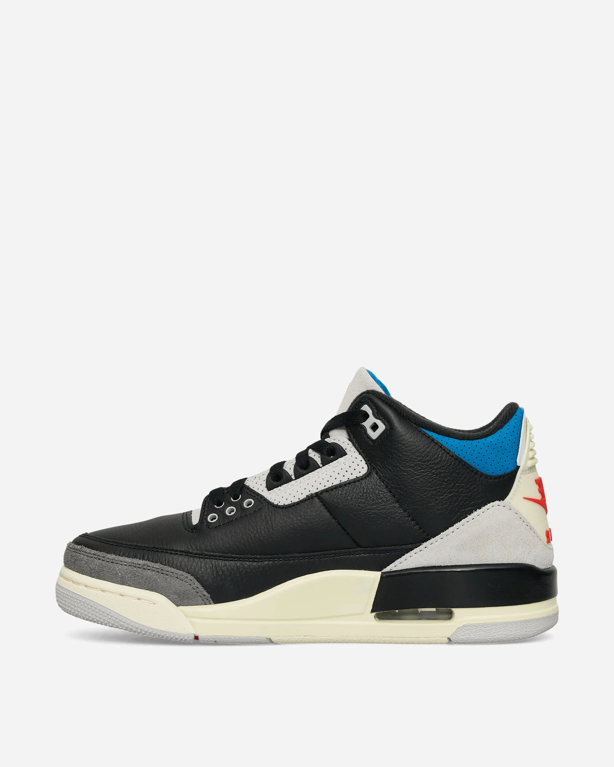 Quick Flow Air Jordan 3 Retro OG 'Rare Air' Sneakers Black / Chile Red / Military Blue