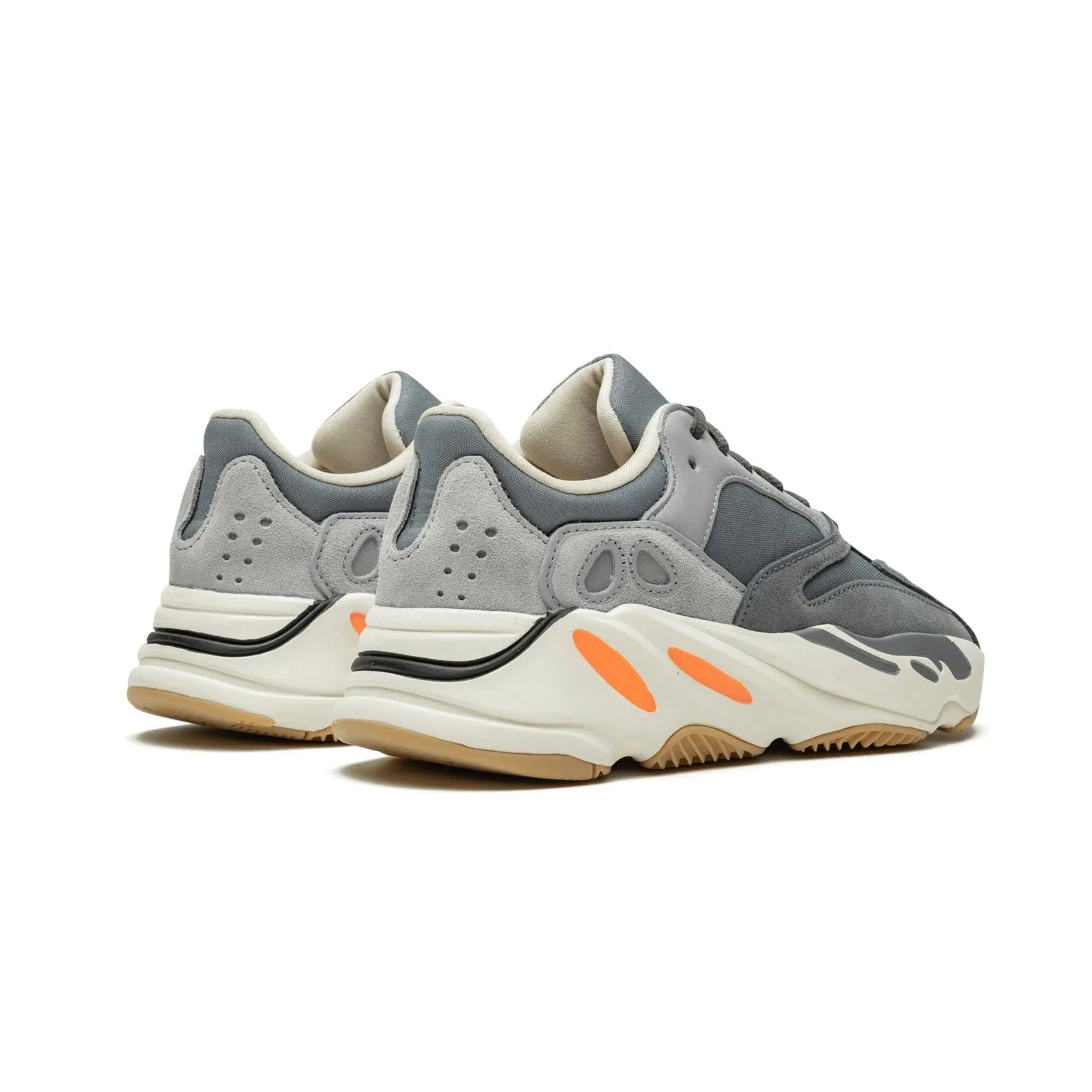 outfit pairing River Walk Yeezy Boost 700 - Magnet