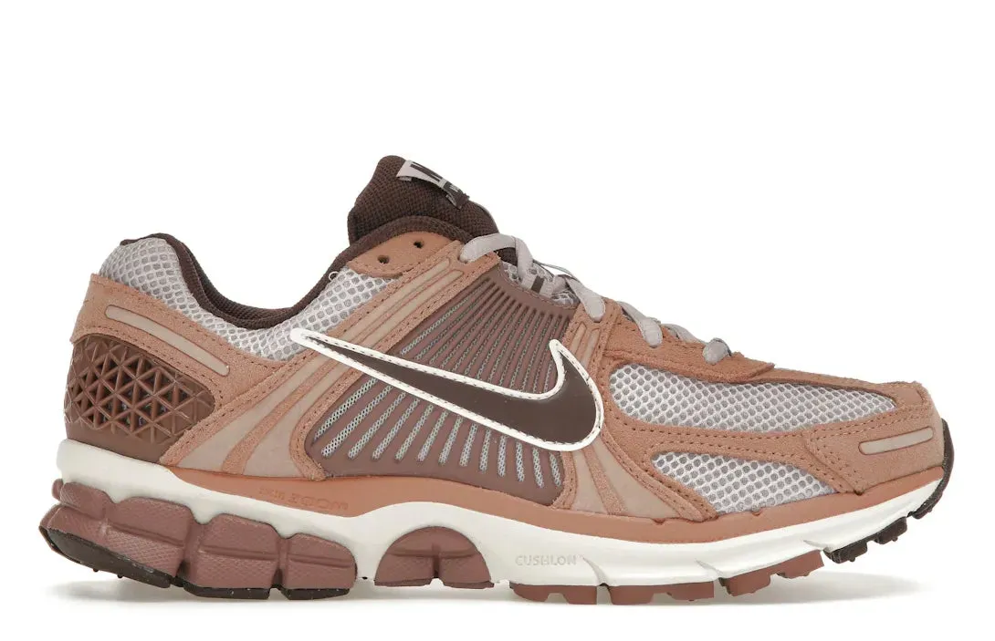 Nike Zoom Vomero 5 Dusted Clay white shoes