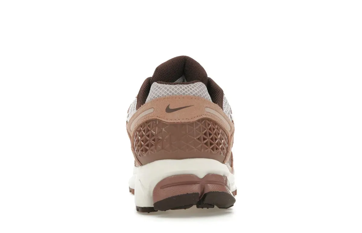 advanced running shoes Nike Zoom Vomero 5 Dusted Clay