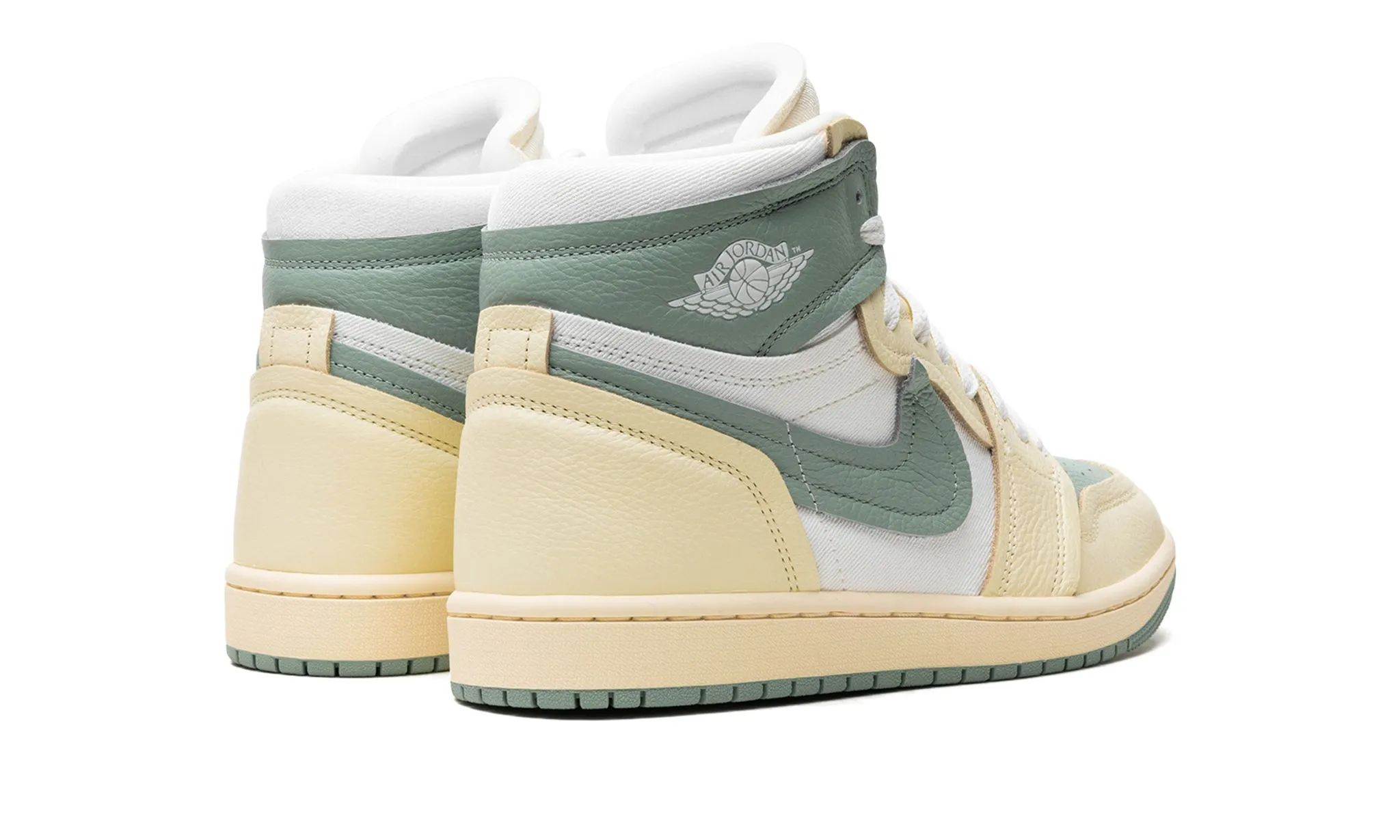 Wmns Air Jordan 1 High Method of Make 'Jade Smoke' Fit Daily Leisure Style