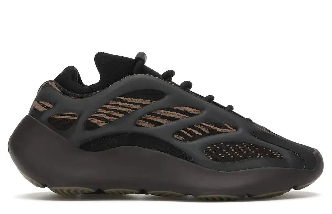 adidas Yeezy 700 V3 Clay Brown Simple Build Flexible Comfort