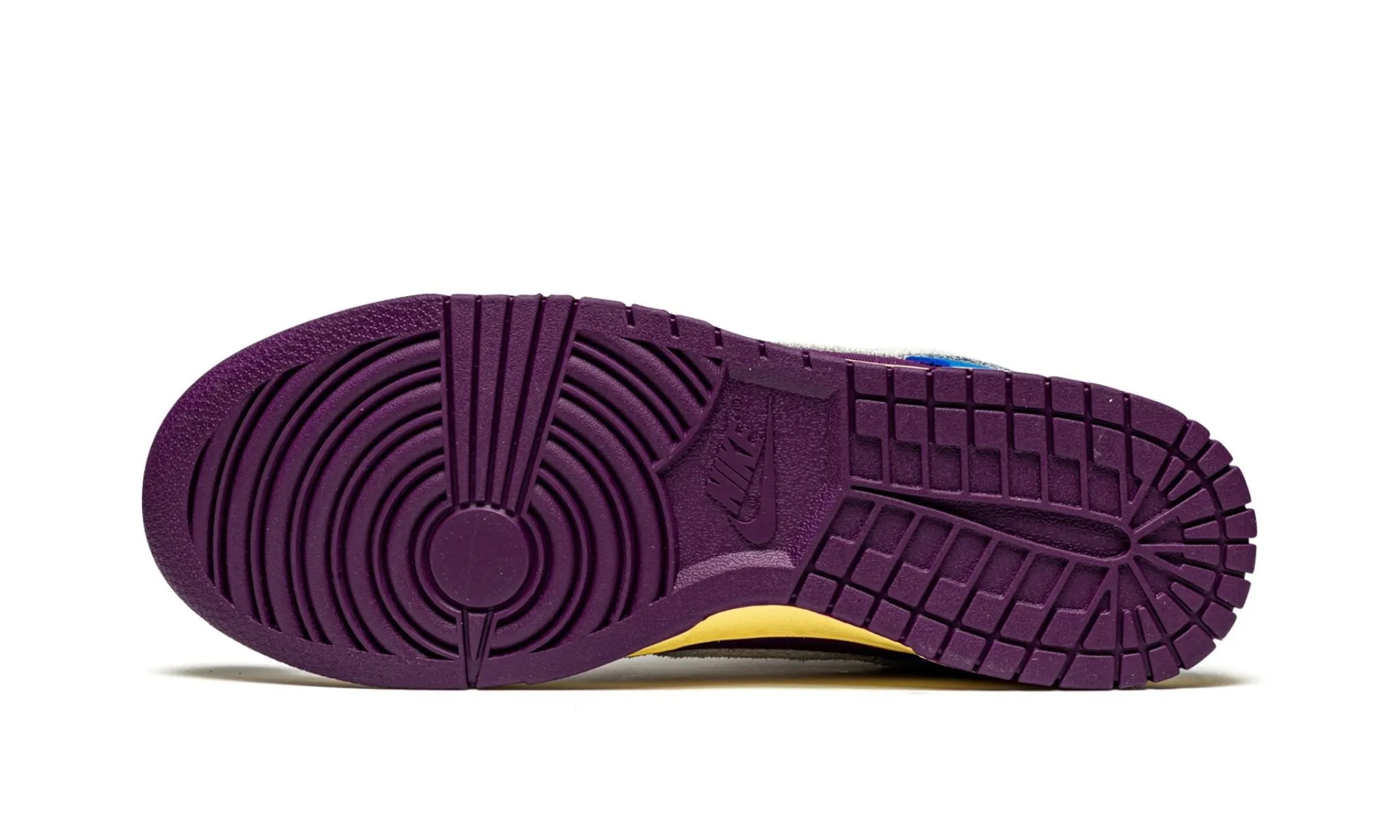 Stability control Nike Dunk Low "UNDEFEATED 5 On It Dunk vs. AF1"