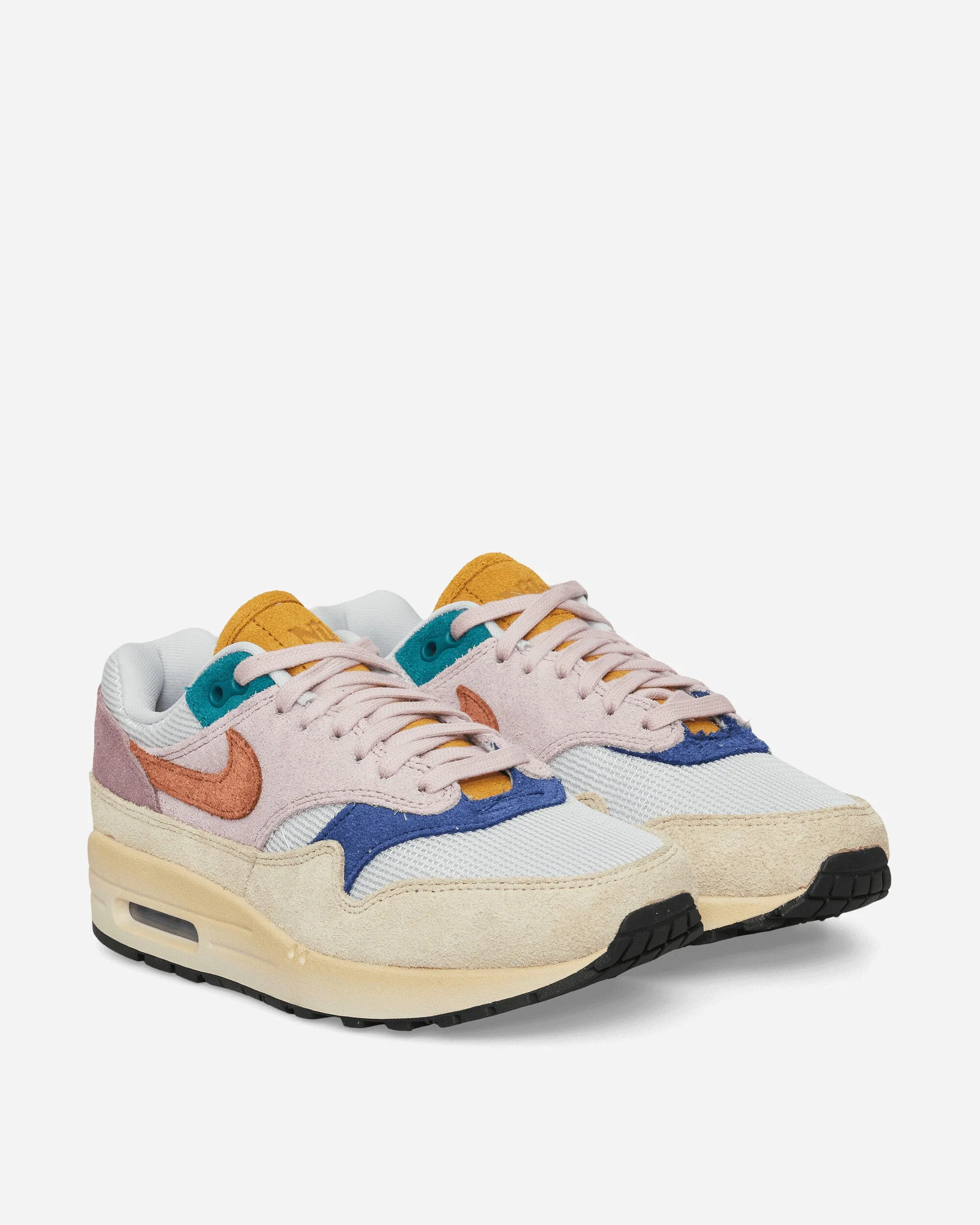 Fast Run Calm Tone Women's Air Max 1 '87 PRM Sneakers Grain / Gold Suede