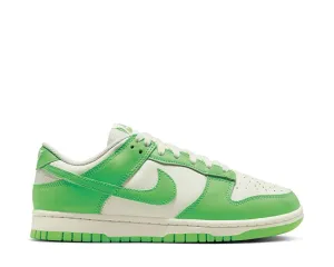 Durable Base Flower Step Nike Dunk Low W "Green Strike"