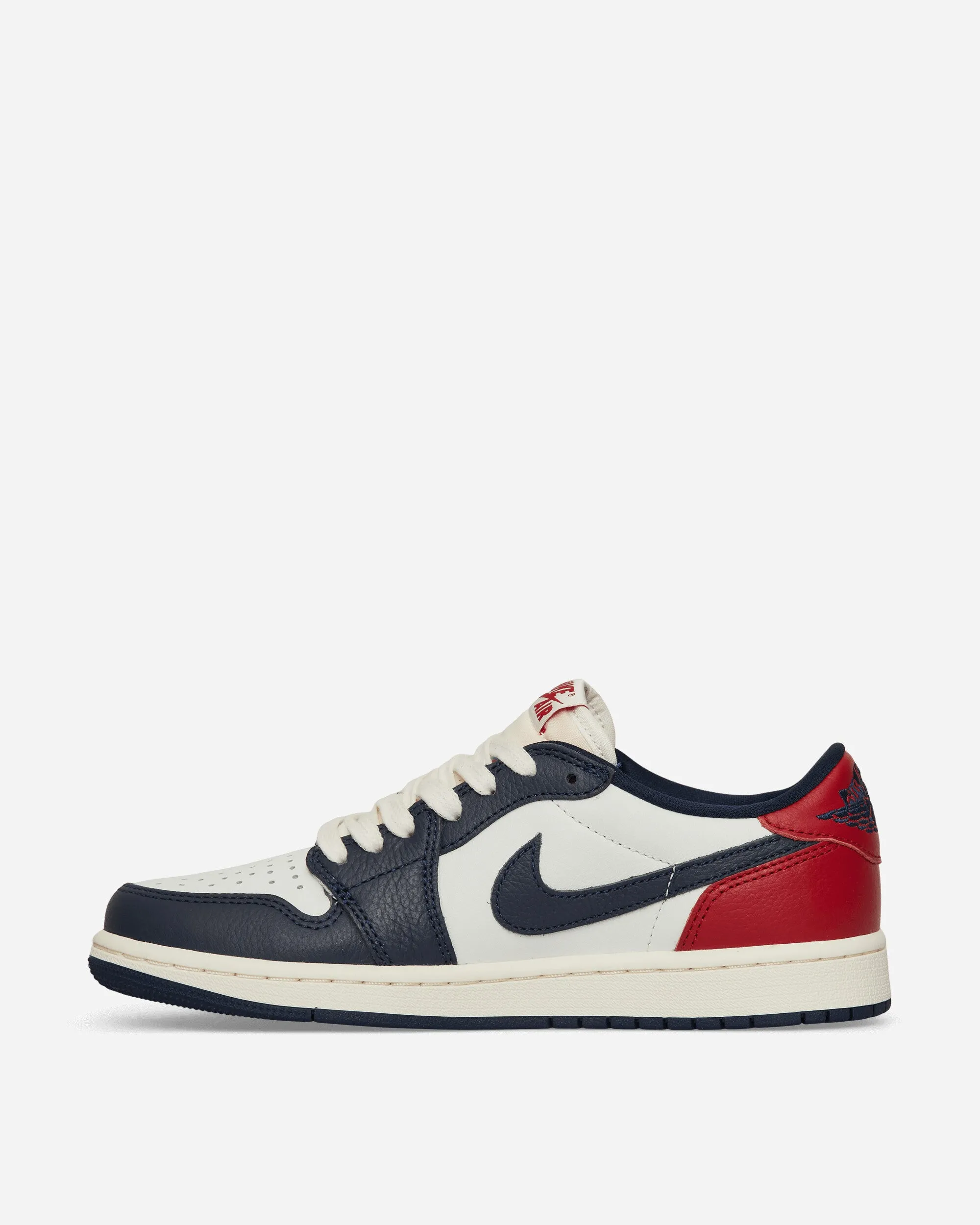 Shock Resistant Air Jordan 1 Low OG Sneakers Gym Red / Midnight Navy