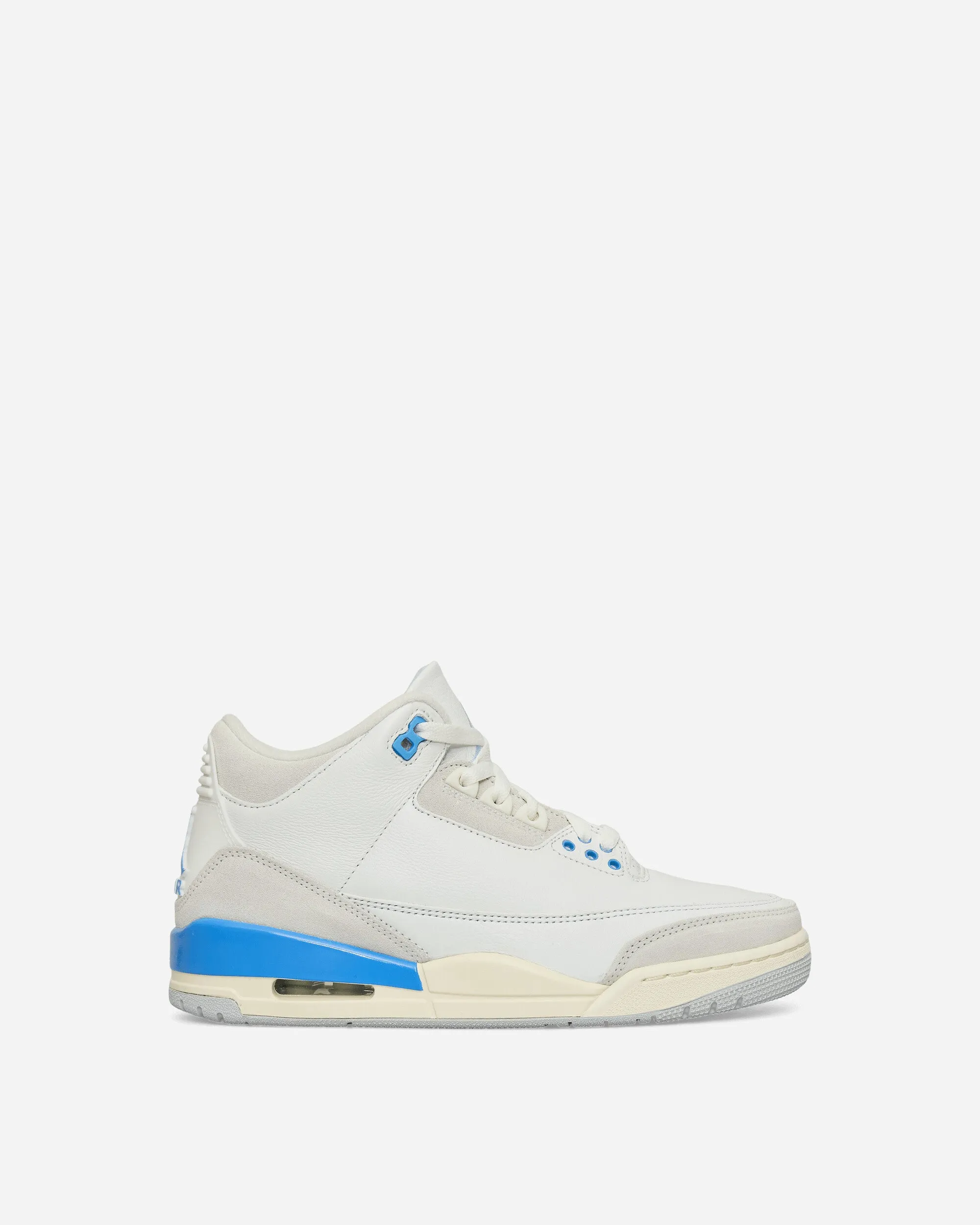 Air Jordan 3 Retro (GS) Sneakers Lucky Shorts Posture aid
