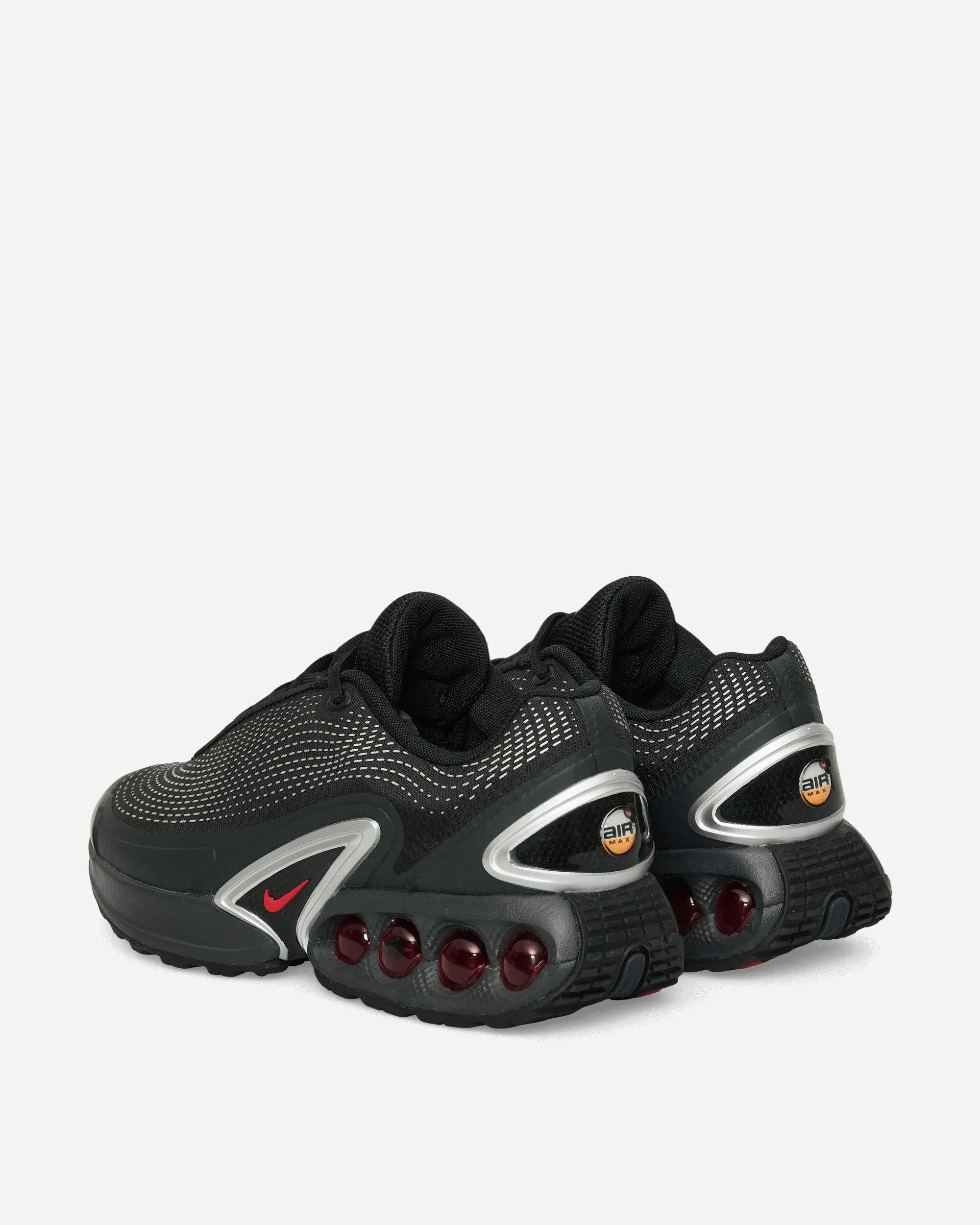 Air Max DN Sneakers Black / University Red Game Fit Dinner Look