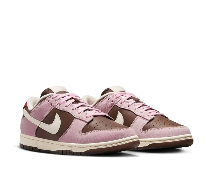 Walking Essential Nike Dunk Low W "Neapolitan"