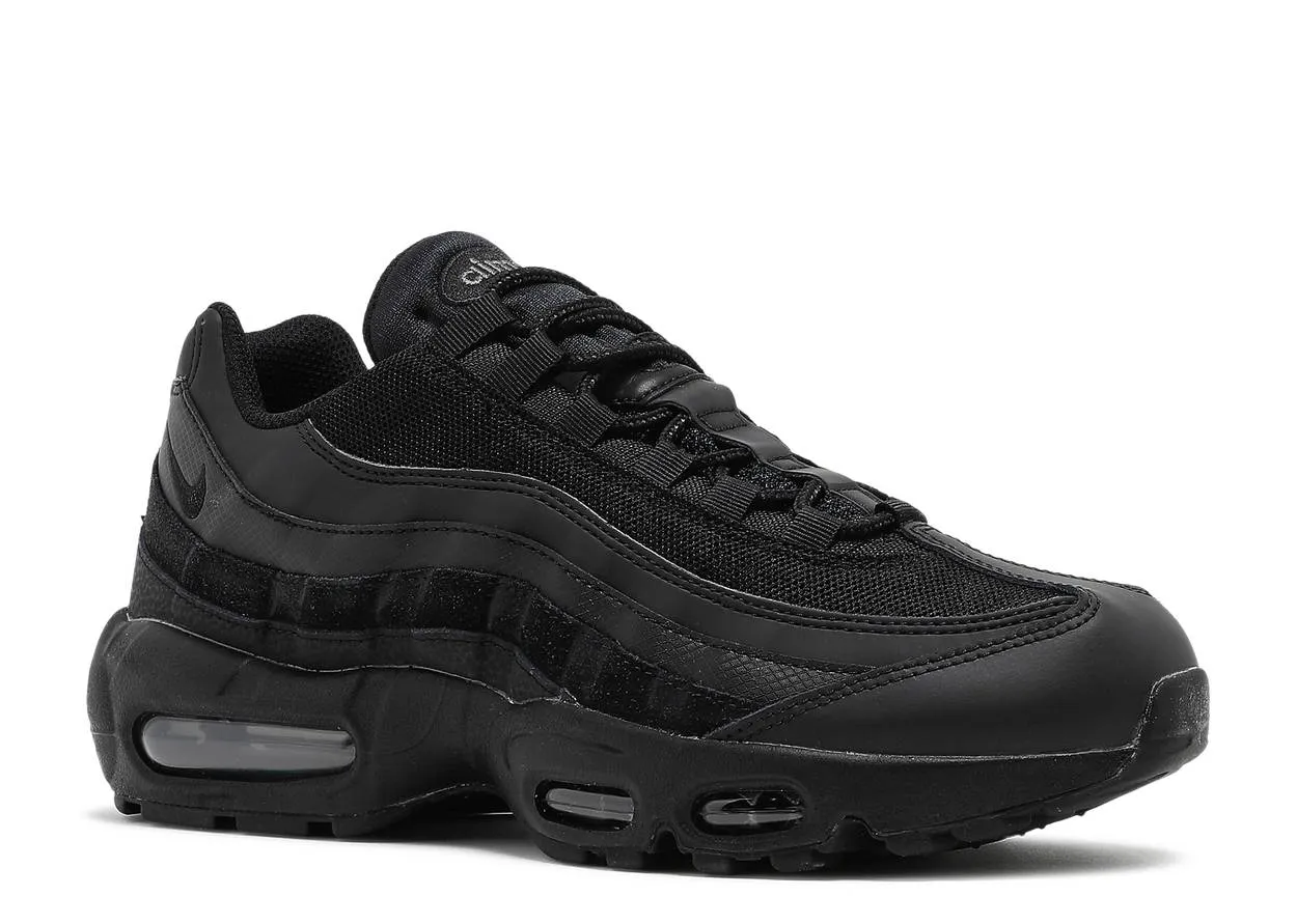 Nike Air Max 95 Essential Black Toe Protection