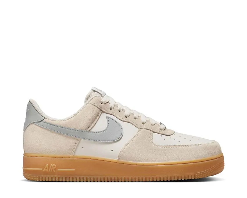 Chill Walk Nike Air Force 1 '07 LV8