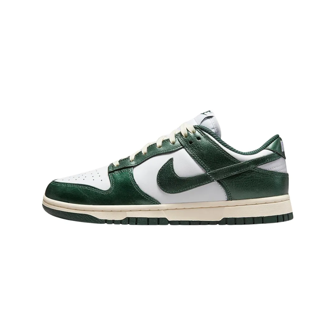 Core Flex Indoor Nike Dunk Low ??Vintage Green?? (W)