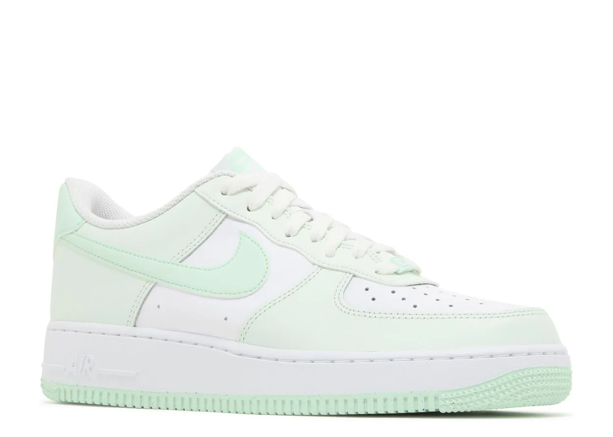 Lake Step Nike Air Force 1 Low '07 Mint Foam