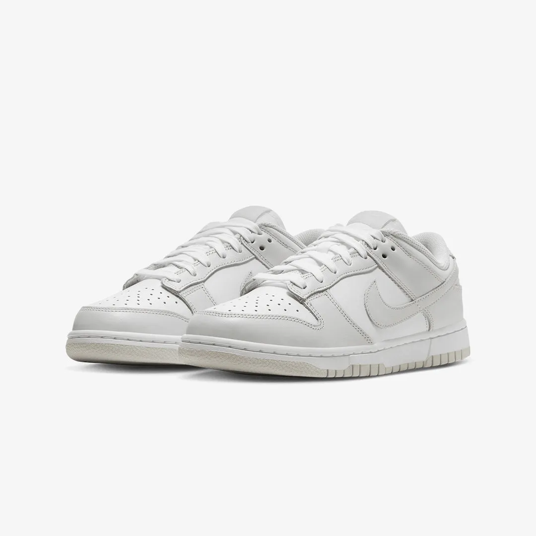 Nike | DUNK LOW  { WHITE/PHOTON DUST-WHITE Quick Dash