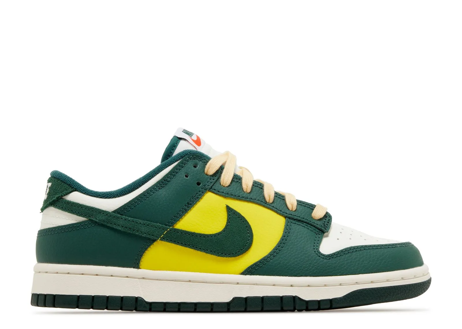 Nike Dunk Low SE Noble Green Lined interior