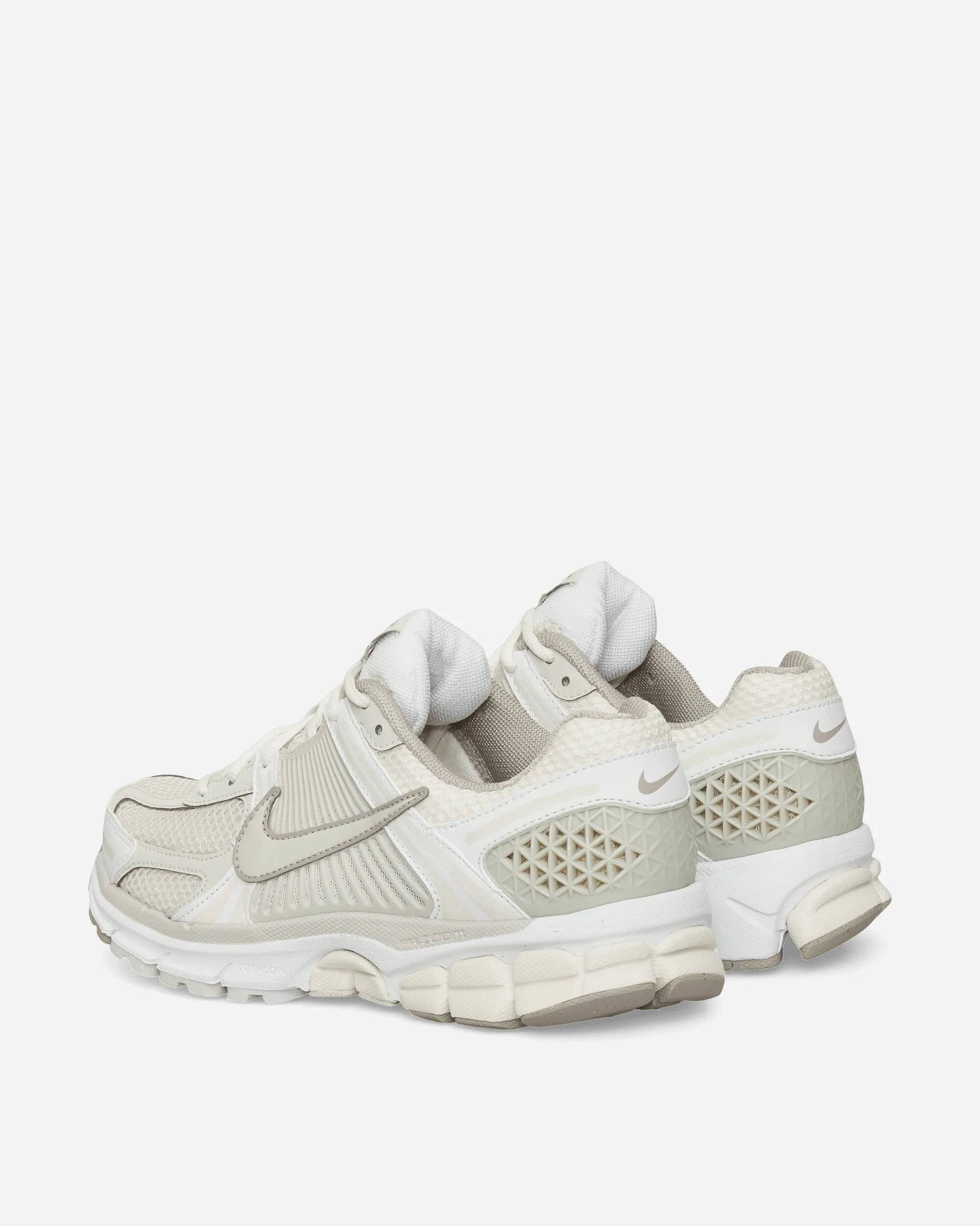 Women's Zoom Vomero 5 Sneakers White / Phantom Young Mood