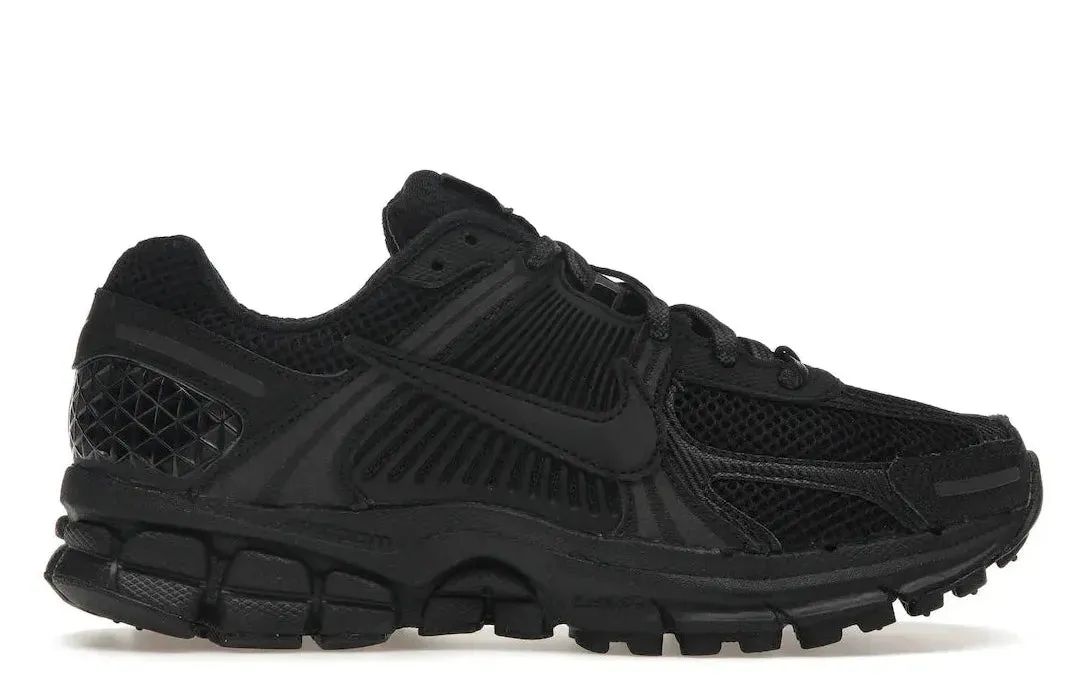Blood circulation Nike Zoom Vomero 5 Triple Black (2023)