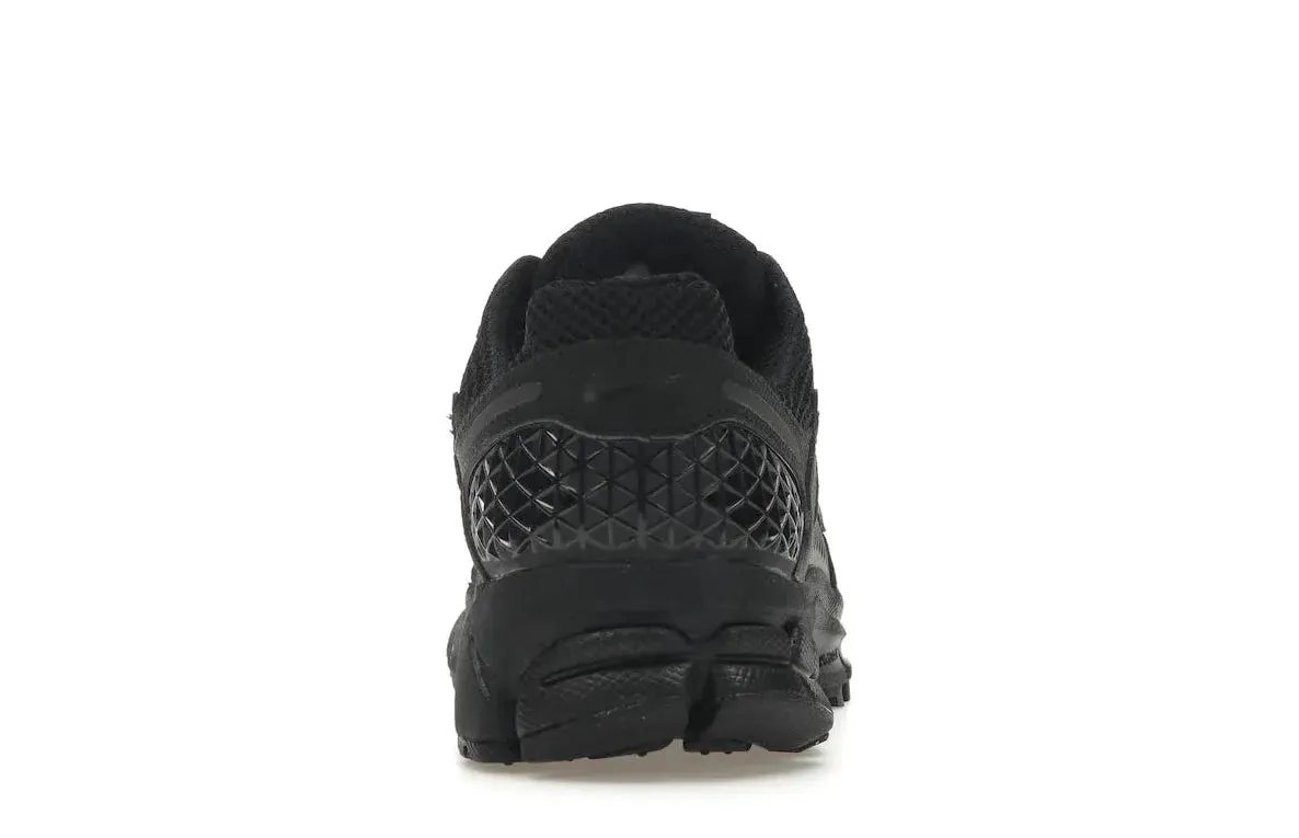 Nike Zoom Vomero 5 Triple Black (2023) running shoes with padded collars