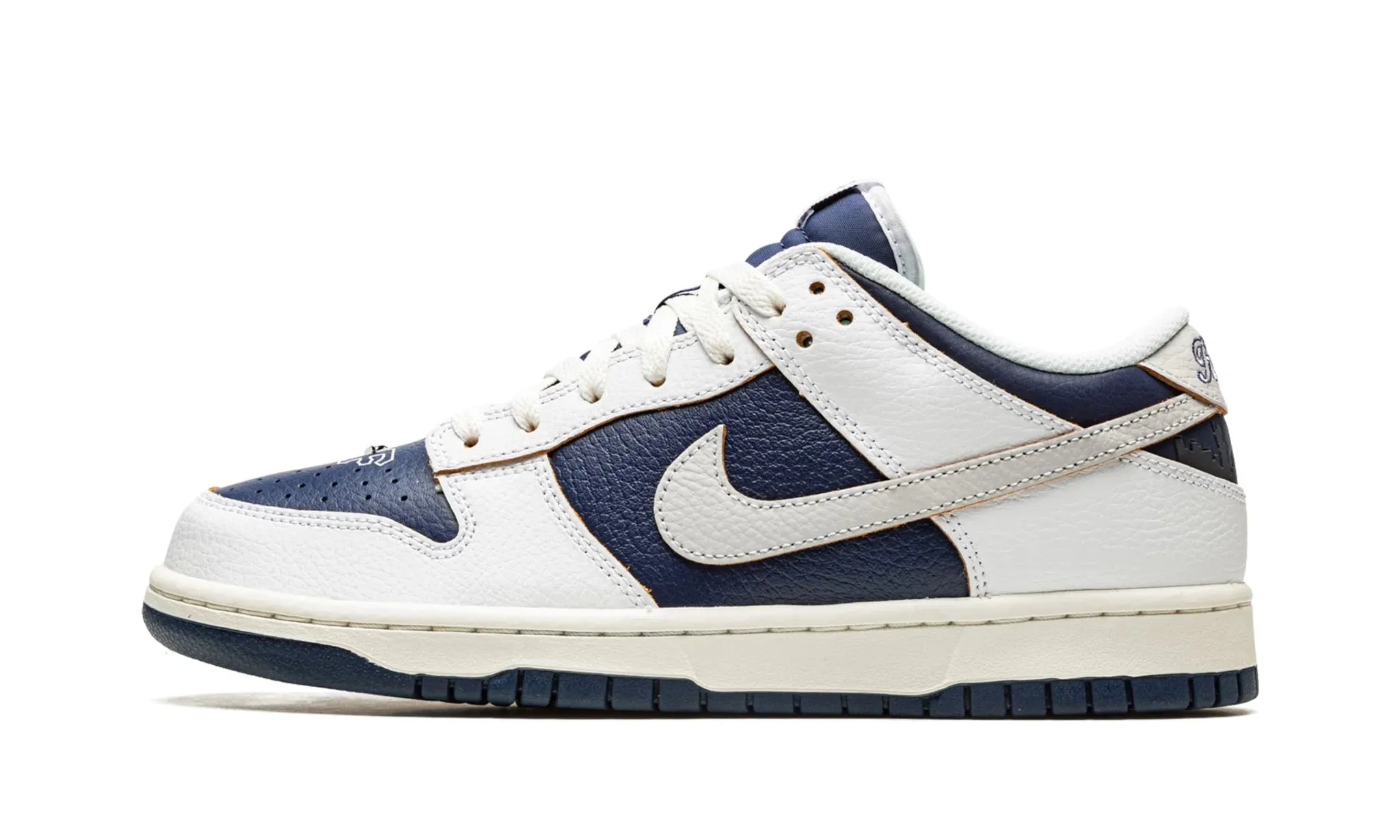 Nike SB Dunk Low "HUF - New York" Sturdy Support Club Meet