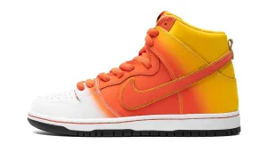 Nike SB Dunk High "Sweet Tooth Candy Corn" Shore Hike
