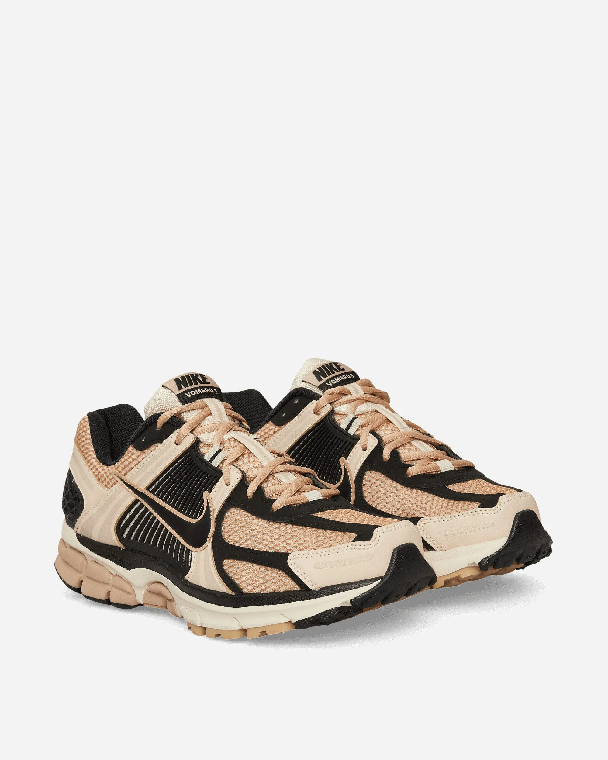 Wide Base Swim Ready Women's Zoom Vomero 5 Sneakers Sanddrift / Black / Hemp