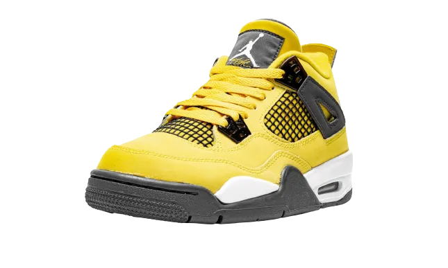 Clear Step Street Outfit Jordan 4 Retro "Lightning 2021" Grade School