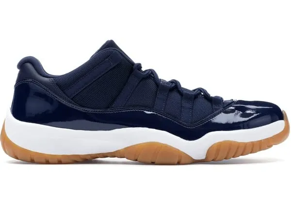 Weekend Mood Jordan 11 Retro Low Midnight Navy