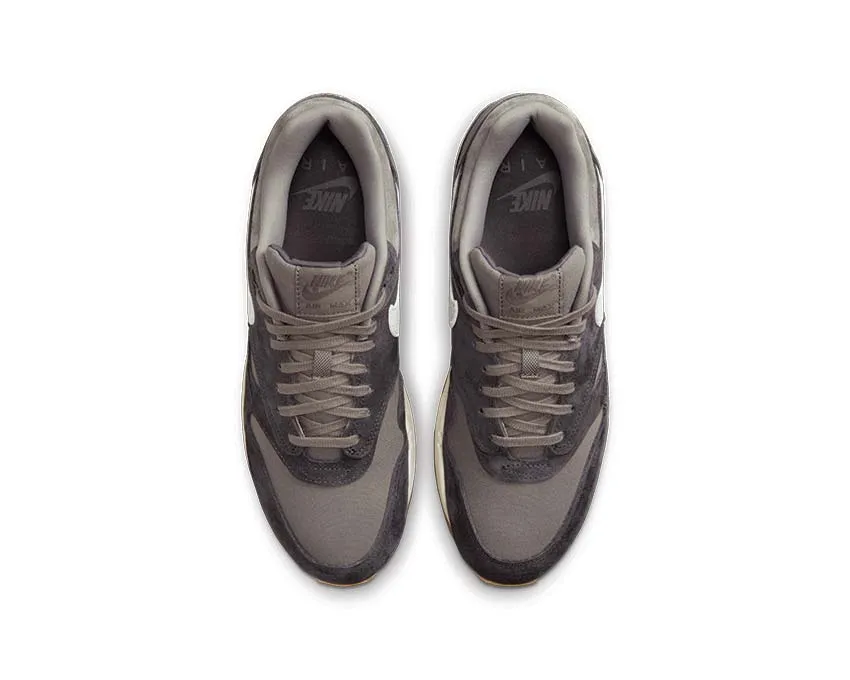 Kick Step Beach Path Nike Air Max 1 PRM