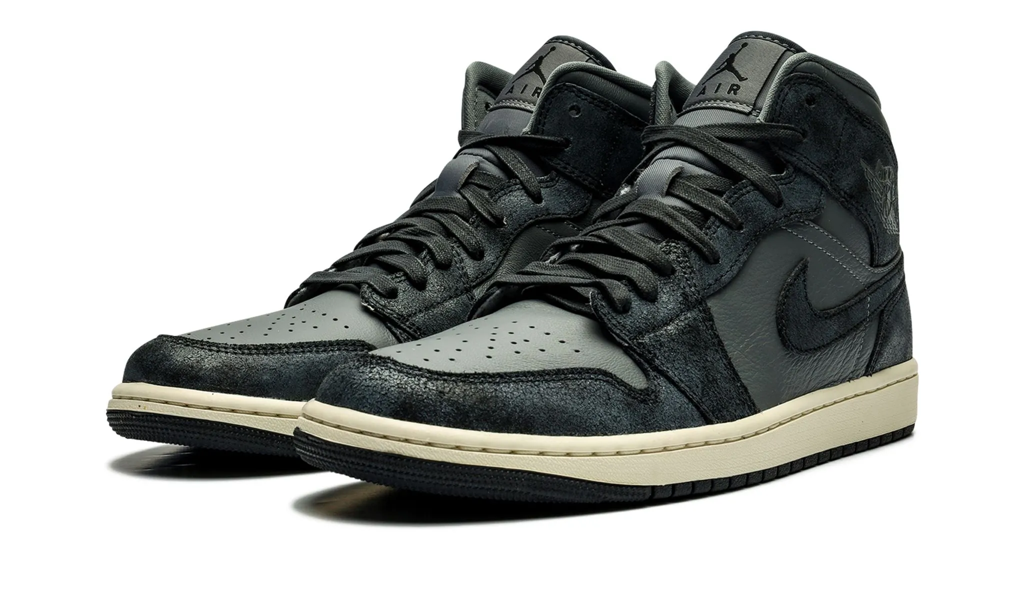 Ease Style Soft Shell Wmns Air Jordan 1 Mid 'Distressed Smoke Grey'