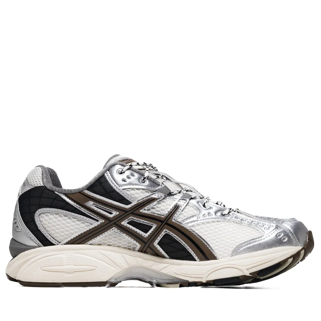 Hiking Mood Asics Gel-Nimbus 10.1 - Cream/Pure Silver