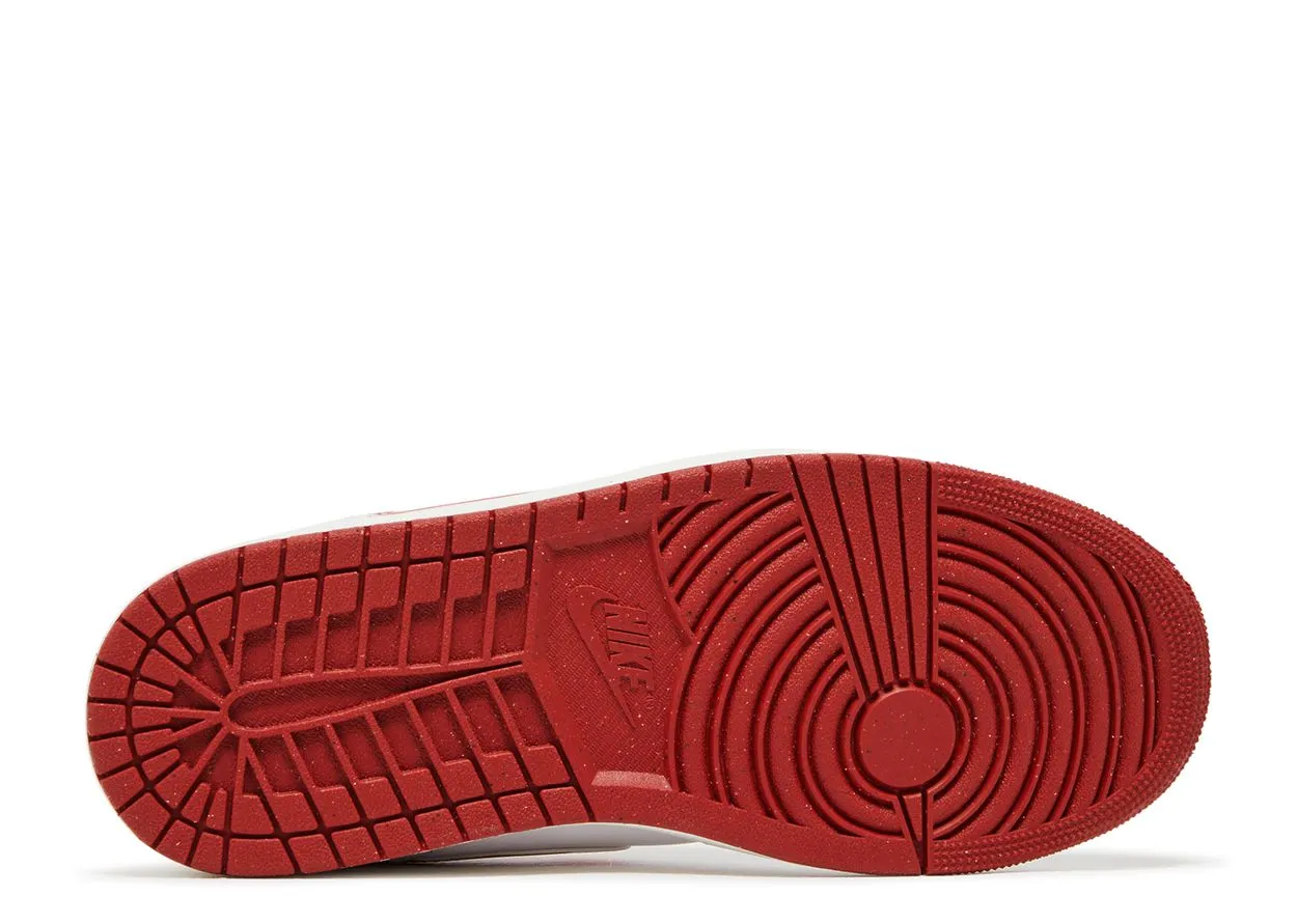 Fit for All Daily Move Air Jordan 1 Mid SE Dune Red