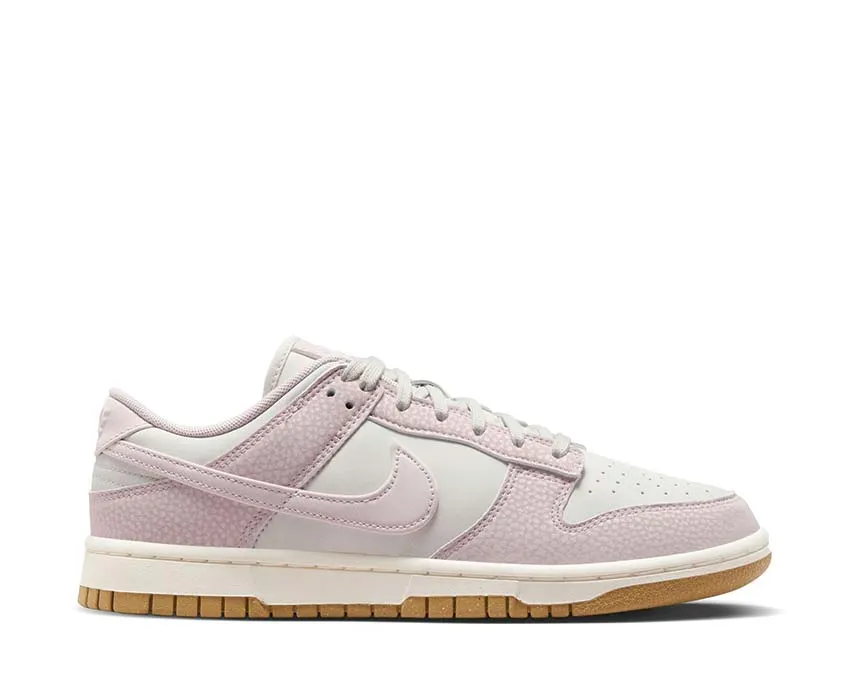 Nike Dunk Low Premium Next Nature W Sporty Look