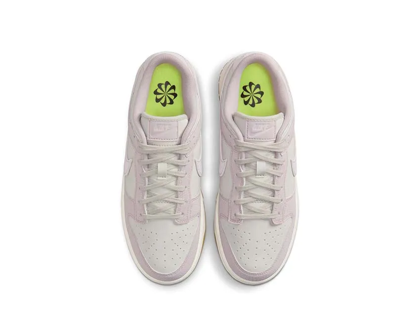 Nike Dunk Low Premium Next Nature W Durable outsole